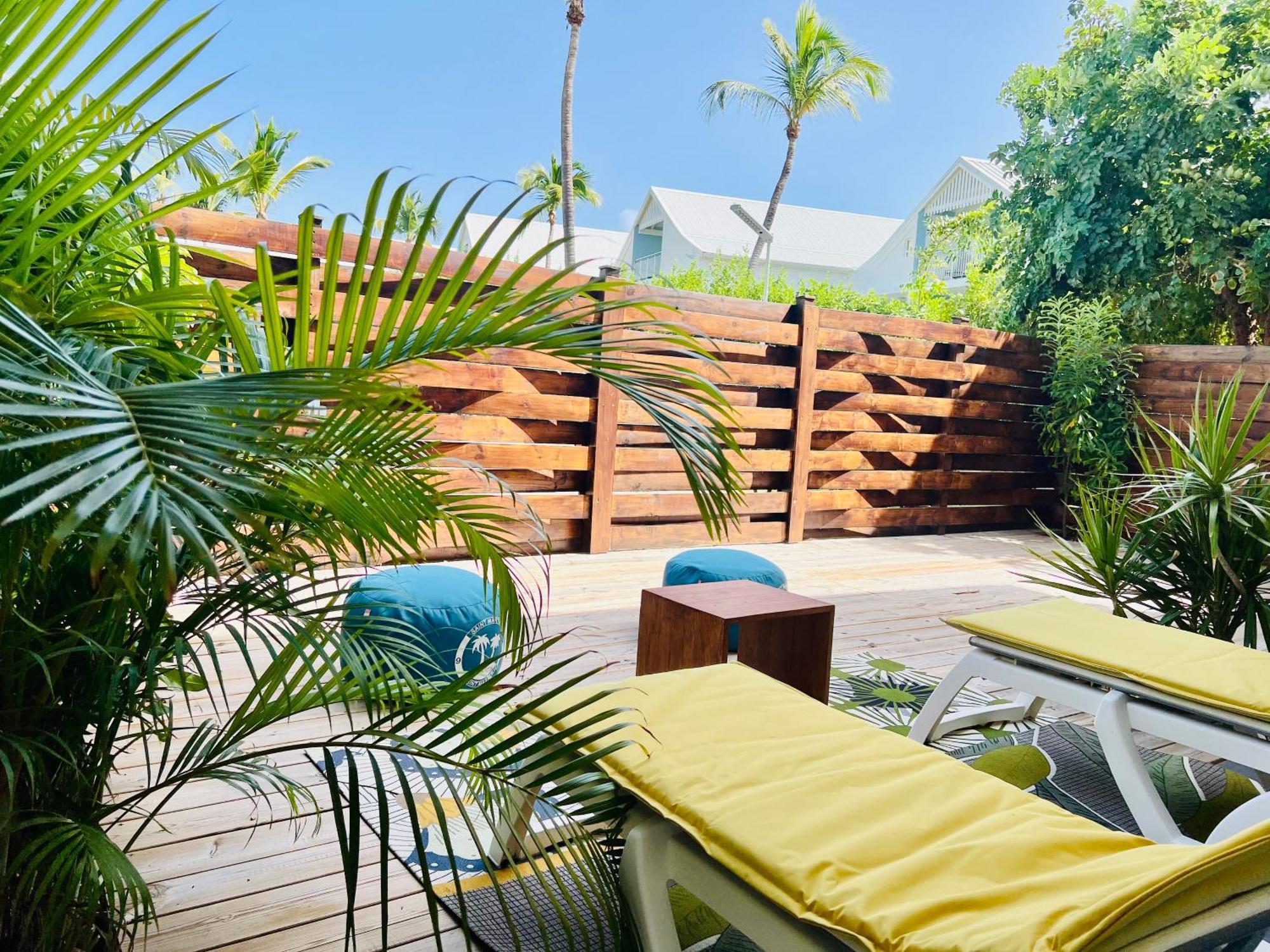 Blue Wave - 2 Bedrooms - Orient Beach! Quarter of Orleans Exterior photo